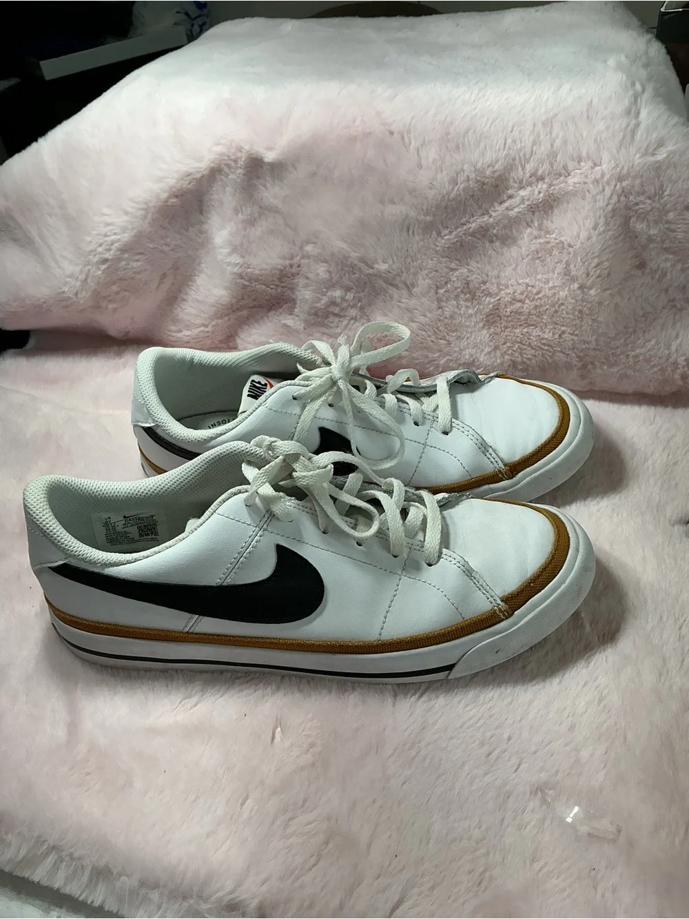 Nike White Sneakers with Black Swoosh and Brown Accent B11